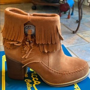 COPY - Sbicca Boots Size 7 Tan Suede NIB